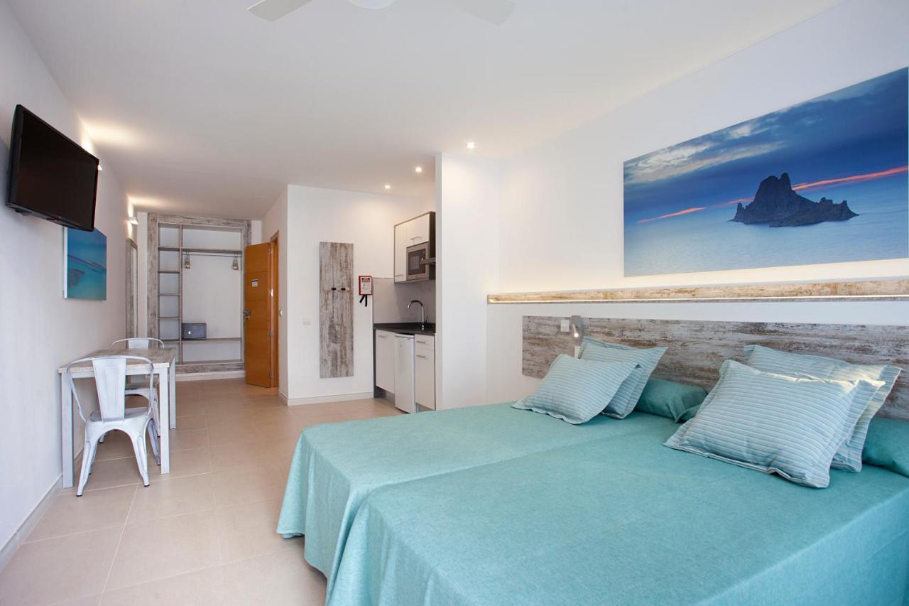 Sant Antoni de Portmany Playa Bella Apartments מראה חיצוני תמונה