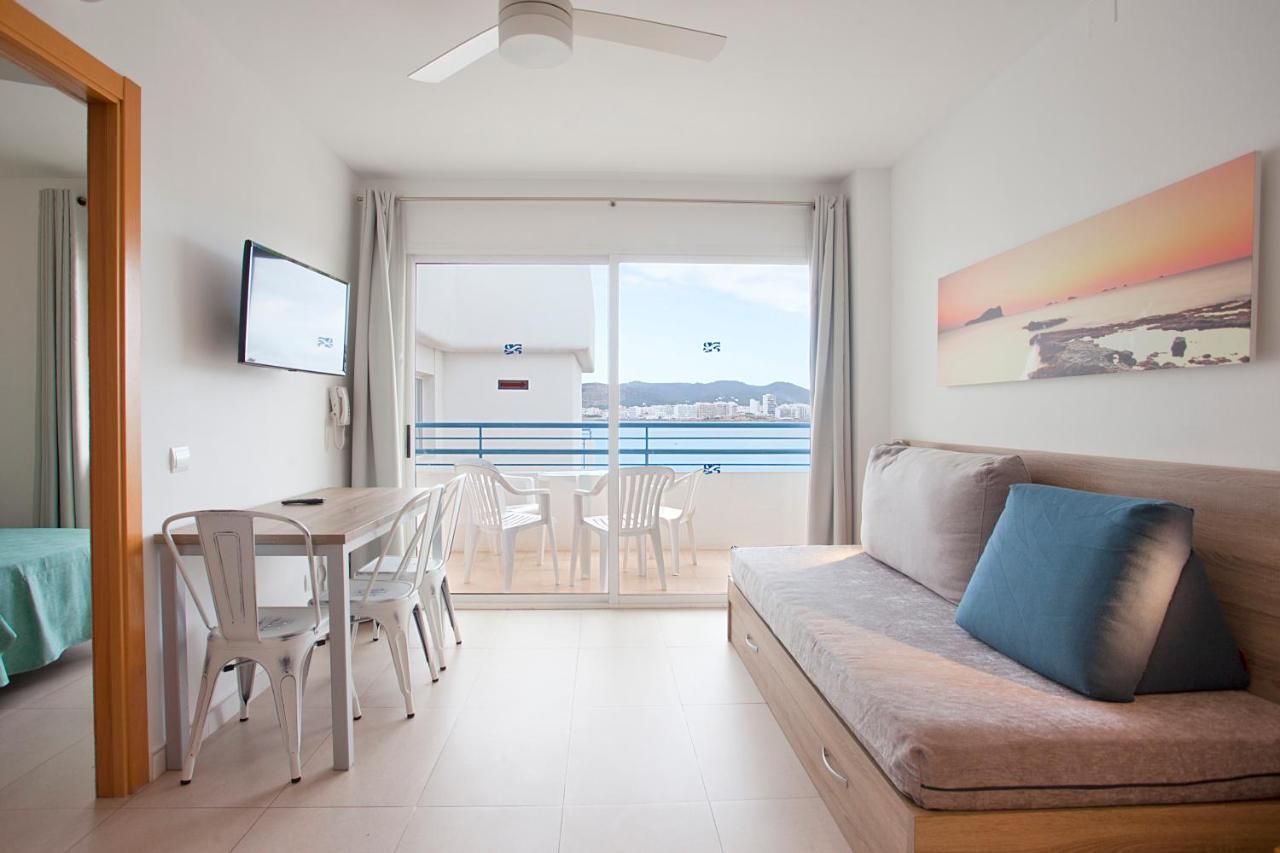 Sant Antoni de Portmany Playa Bella Apartments מראה חיצוני תמונה