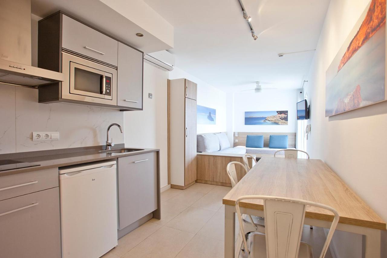 Sant Antoni de Portmany Playa Bella Apartments מראה חיצוני תמונה
