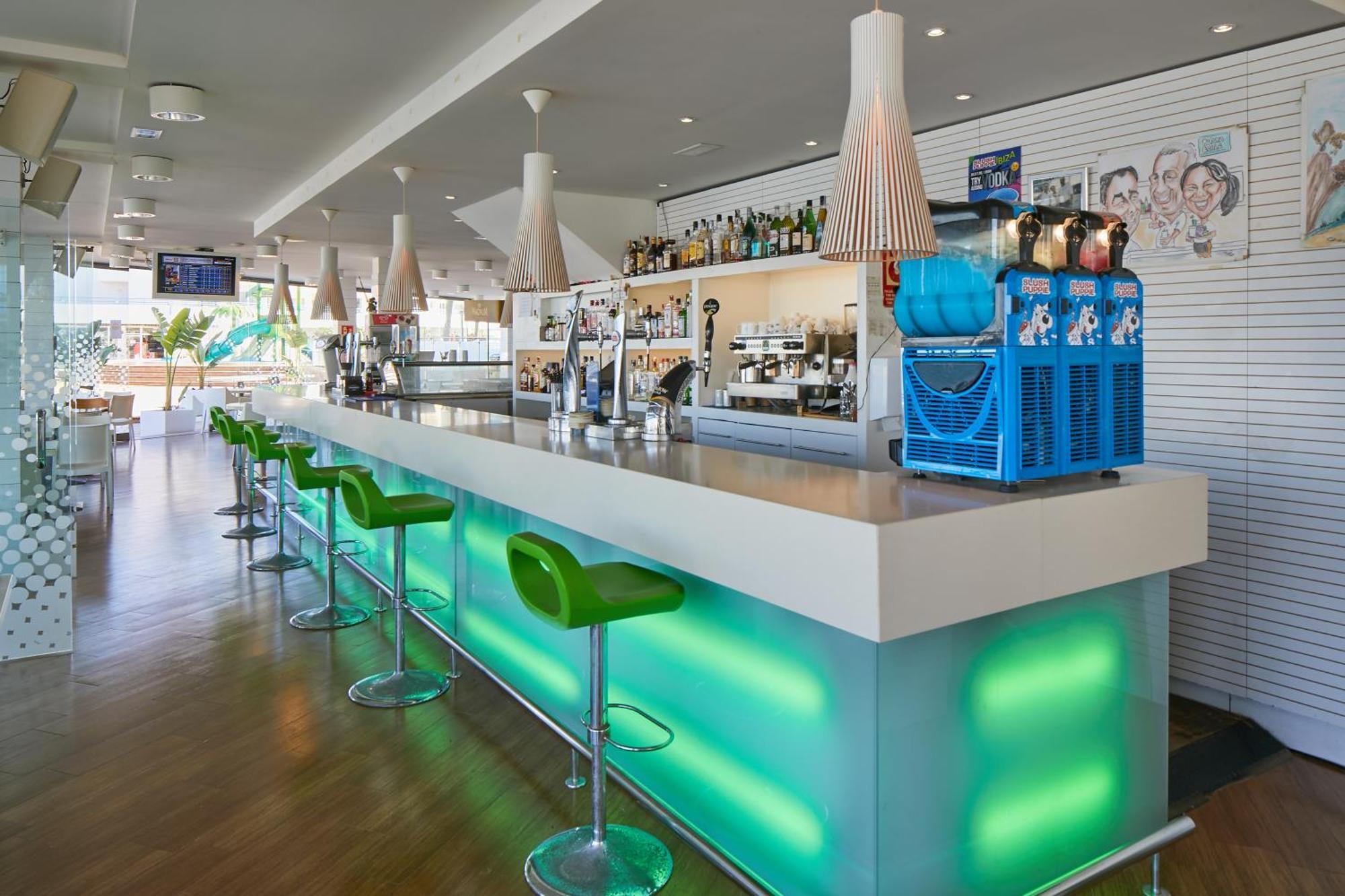 Sant Antoni de Portmany Playa Bella Apartments מראה חיצוני תמונה