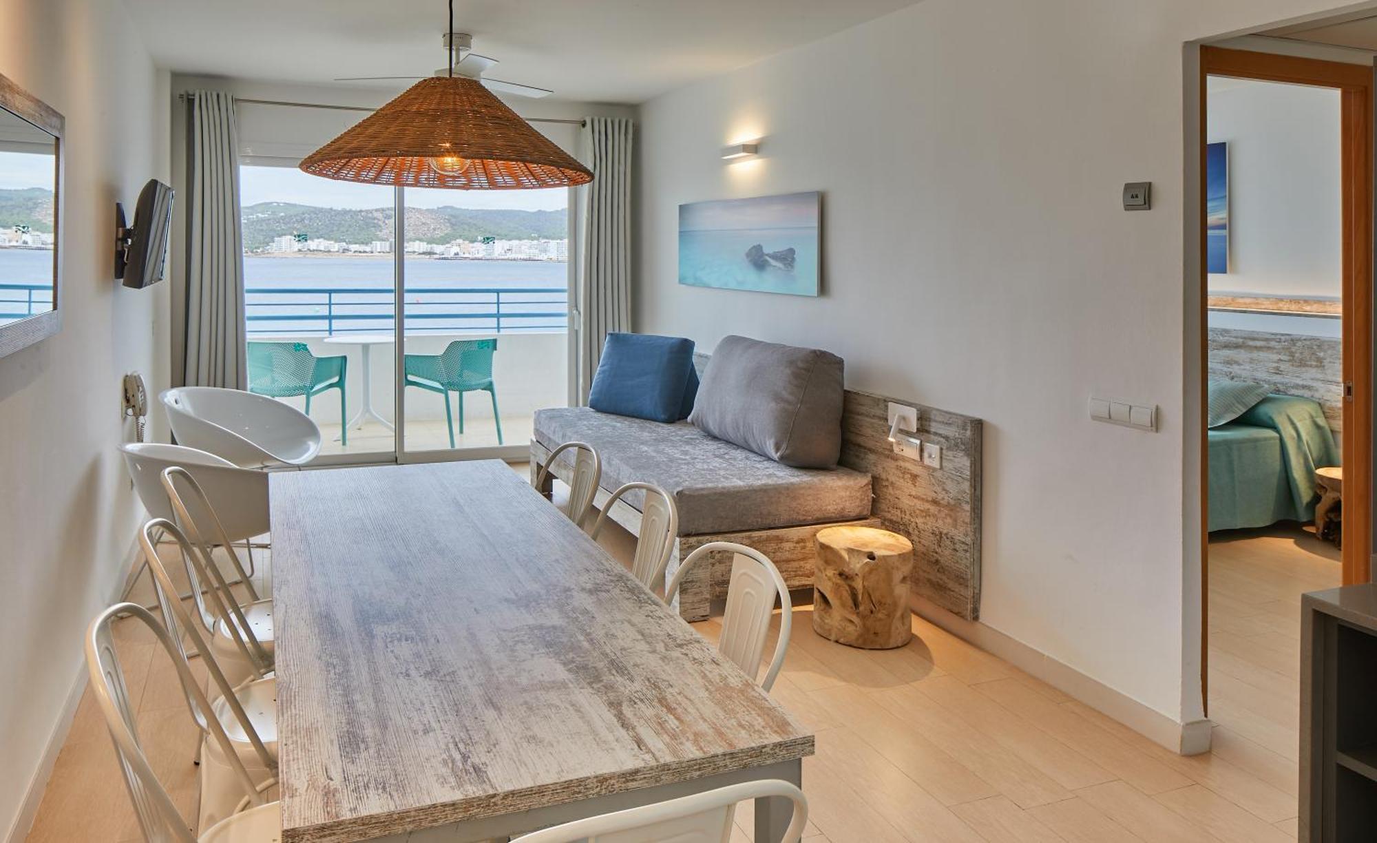 Sant Antoni de Portmany Playa Bella Apartments מראה חיצוני תמונה