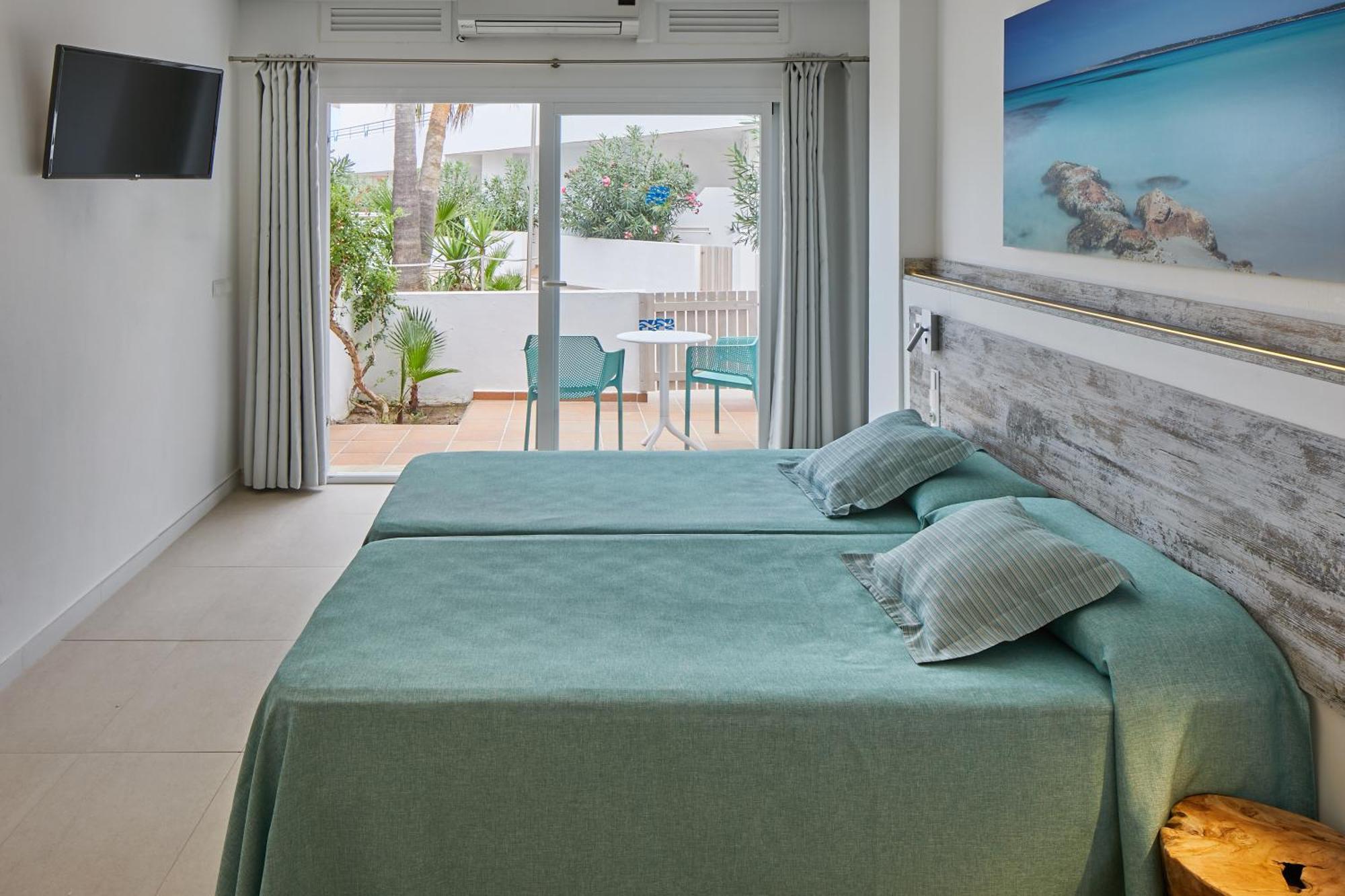 Sant Antoni de Portmany Playa Bella Apartments מראה חיצוני תמונה