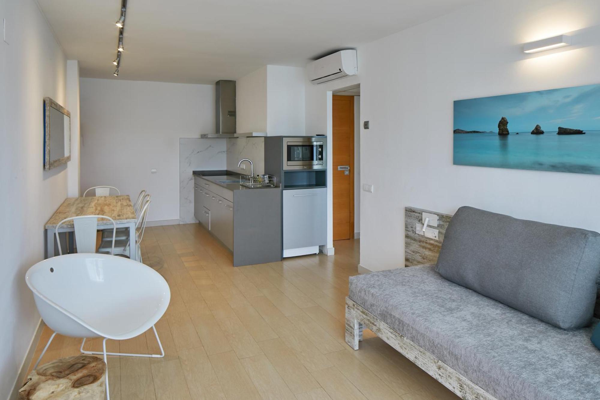 Sant Antoni de Portmany Playa Bella Apartments מראה חיצוני תמונה