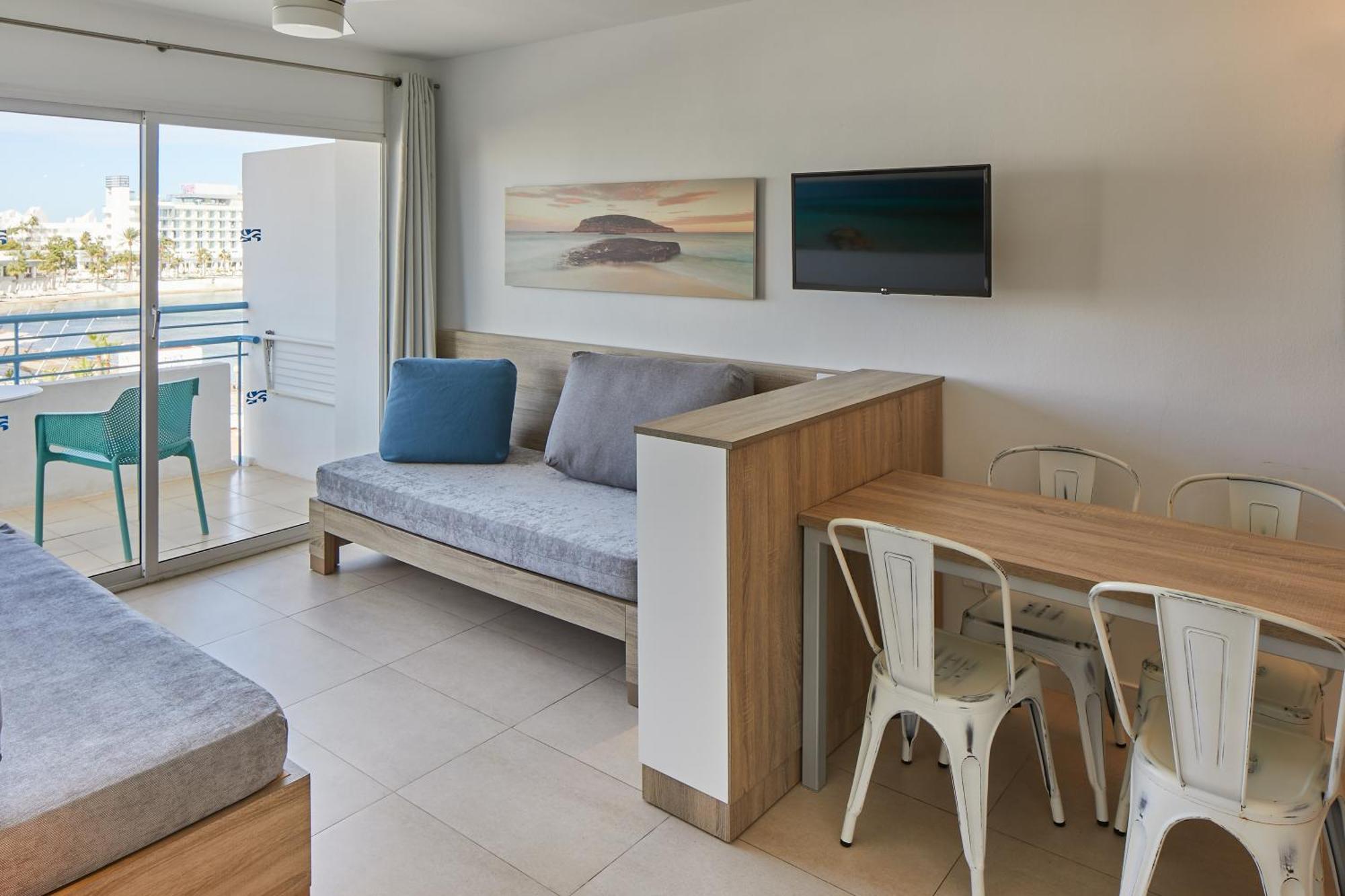 Sant Antoni de Portmany Playa Bella Apartments מראה חיצוני תמונה