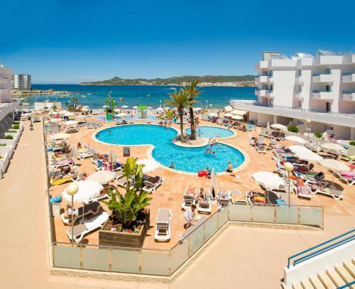 Sant Antoni de Portmany Playa Bella Apartments מראה חיצוני תמונה